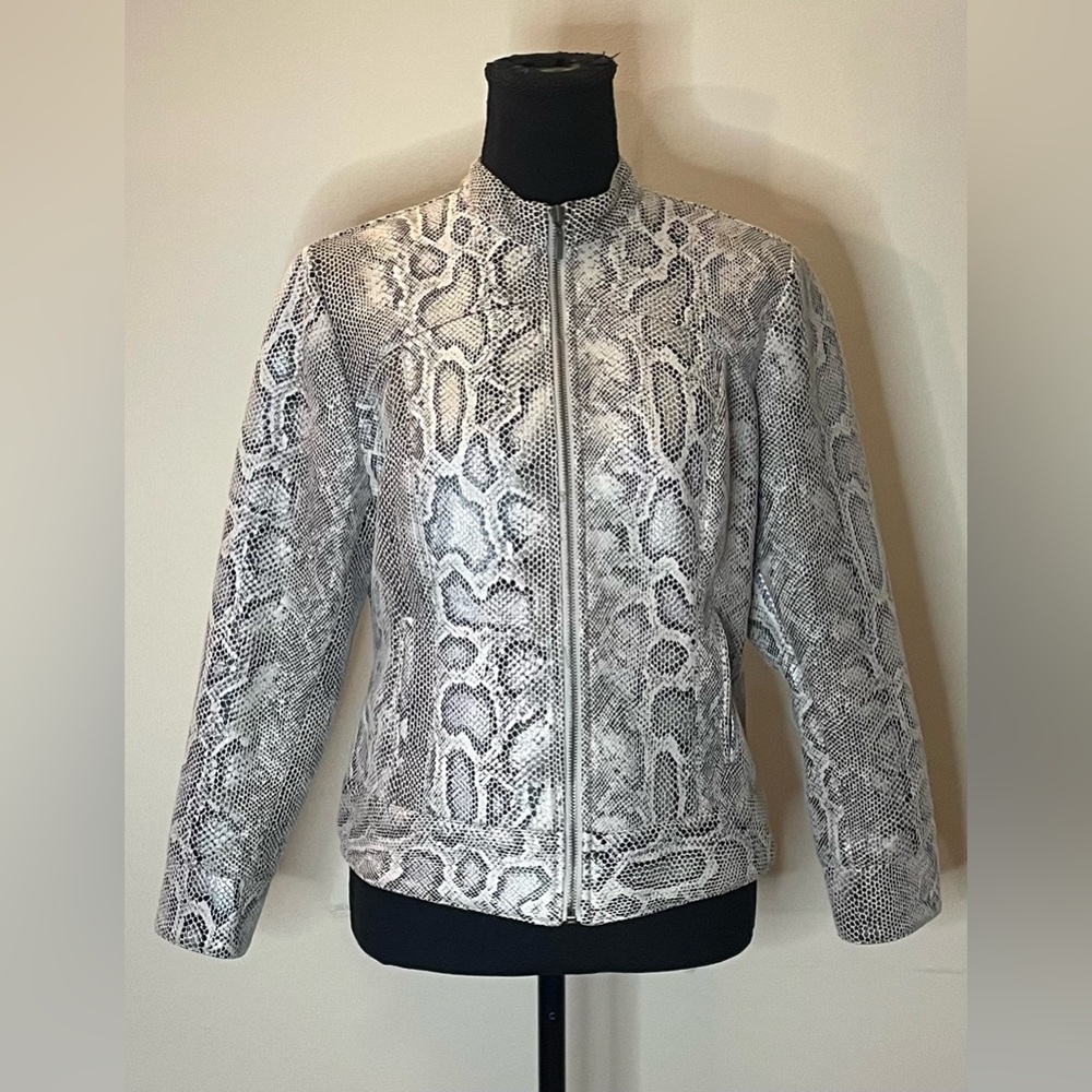 Ruby Rd- Snake Print White And Gray Jacket Size 12 - image 1